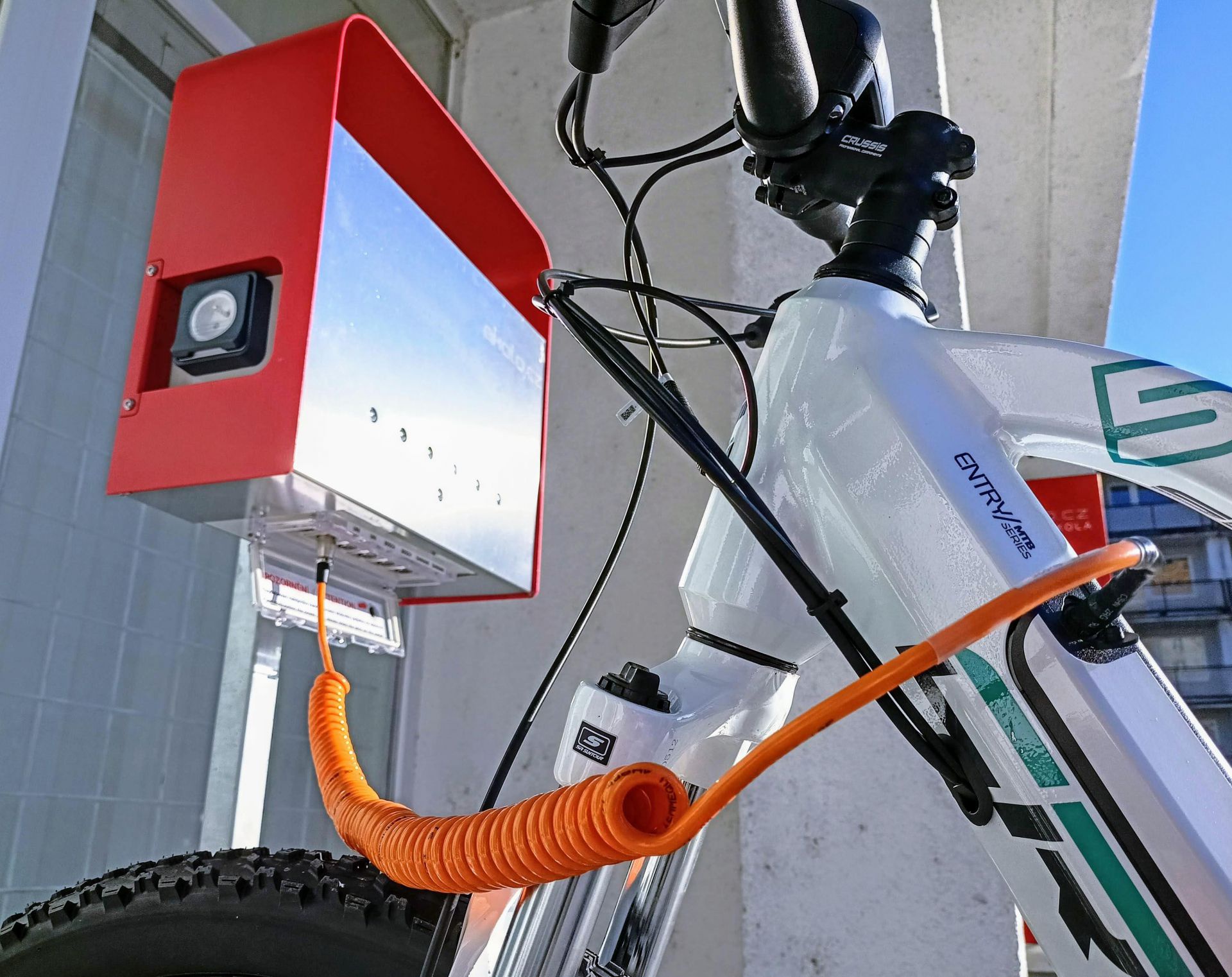 Powerbox - E-bike charging network with super-fast implementation