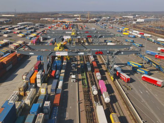 CFL terminals investiert in die Modernisierung des intermodalen Terminals Bettemburg-Düdelingen