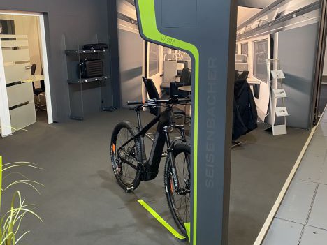 VĀSTA Bike Lift