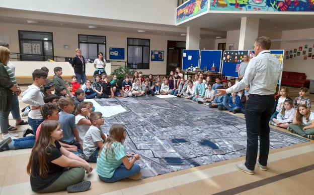 Der bewegte Schulweg - Kinder machen uns Klimafit