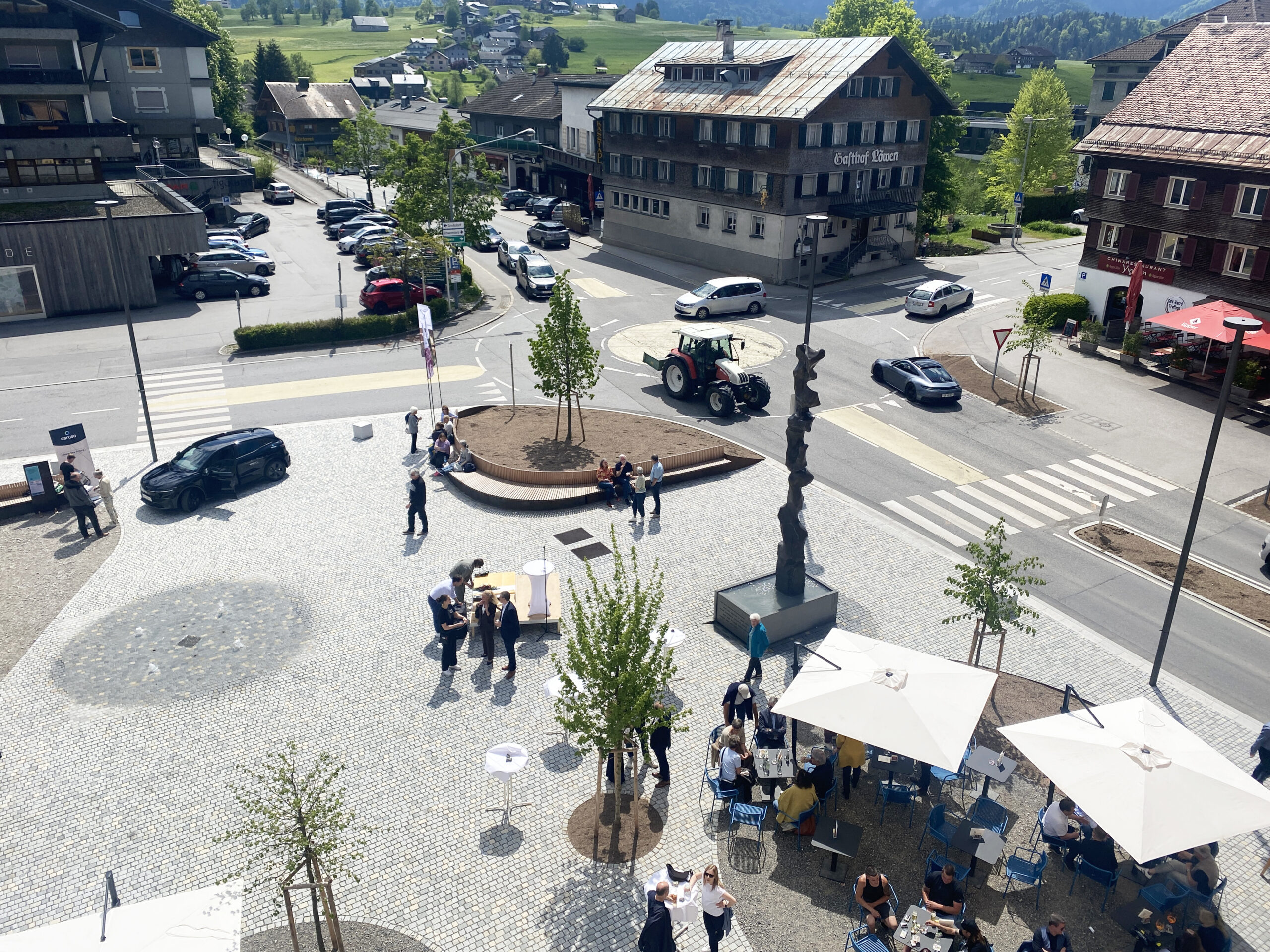 Gmuondsplatz Egg verkehrsberuhigter Dorfplatz