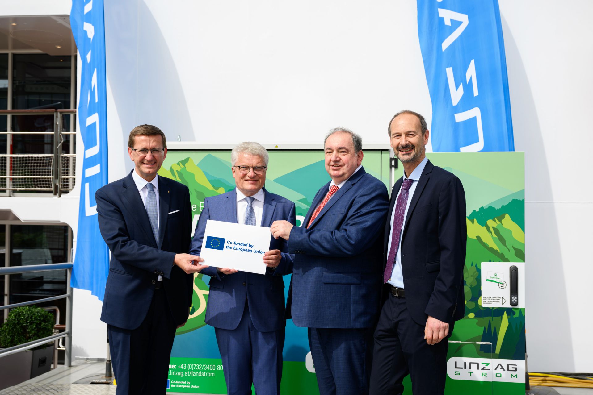 Landstrom für Kabinenschiffe