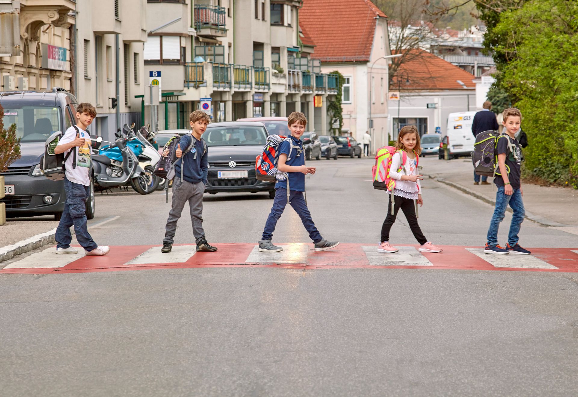 Coole GEHEN zur Schule