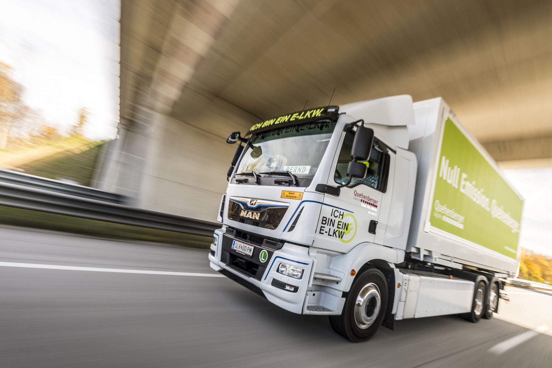 MEGAWATT Logistics - Umstellung von Diesel-LKW-Flotten auf elektrischen Antrieb.