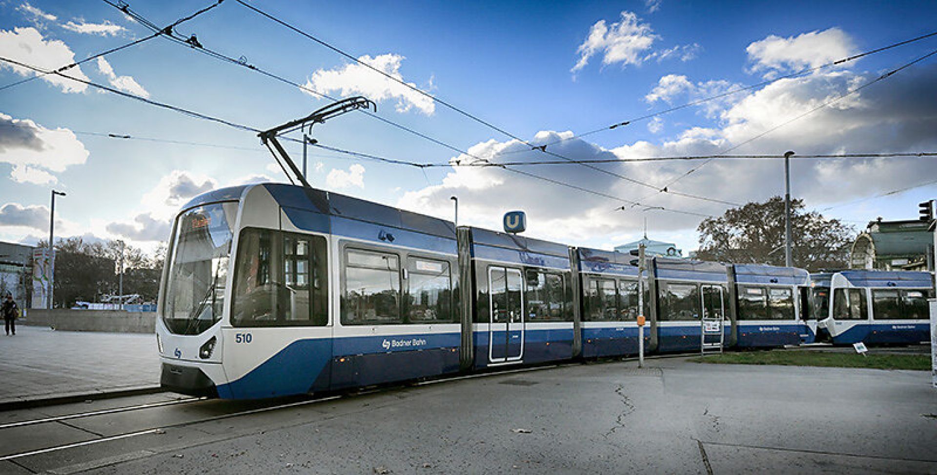 © WLB/Zinner Zweirichtungs-Niederflur-Triebfahrzeug Flexity TW 500